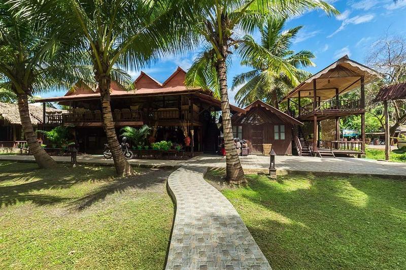 Symphony Palms Beach Resort And Spa Govind Nagar Exterior foto